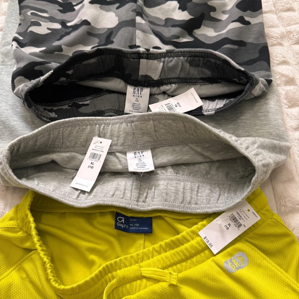 New GAP Boys XL 12 LOT of Three Athletic Shorts Gray Camo Yellow